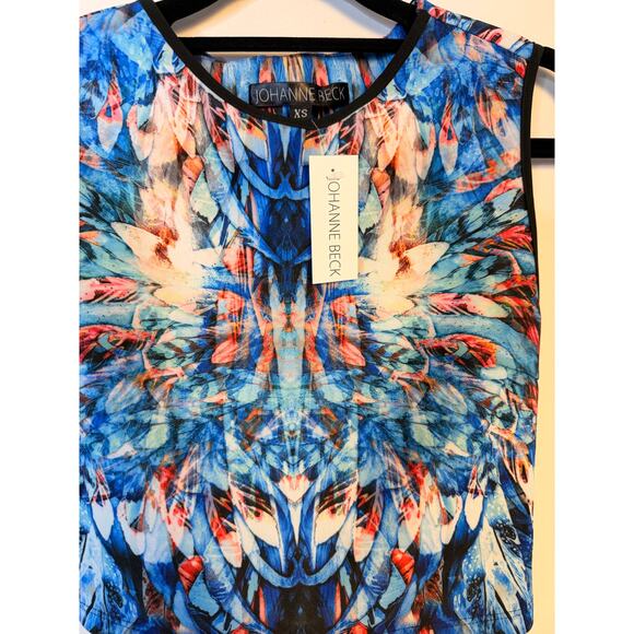 Johanne Beck Abstract Feather Print Sleeveless Cropped Vest XS NWT Made USA - Picture 5 of 8